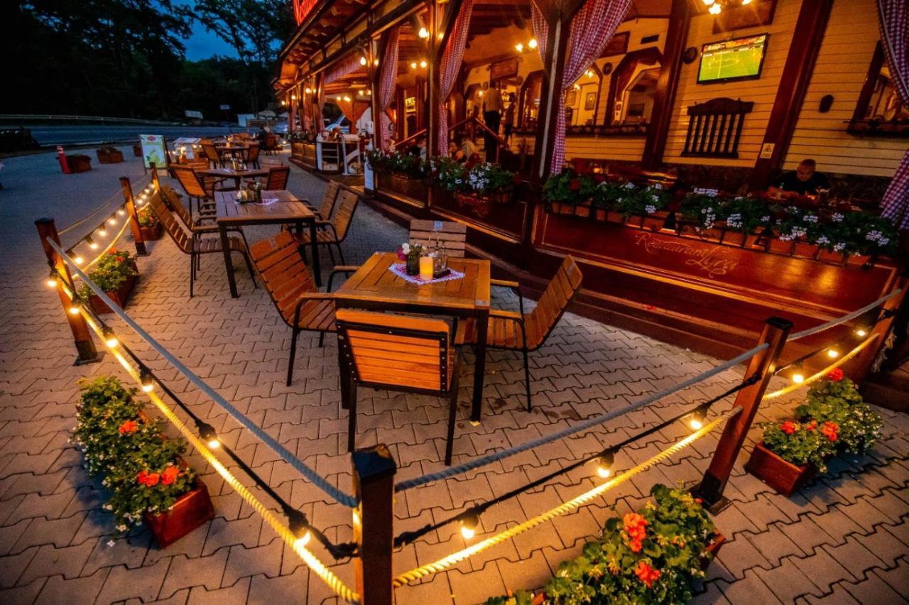 Pensiune Restaurant Lyra Corunca Exterior photo